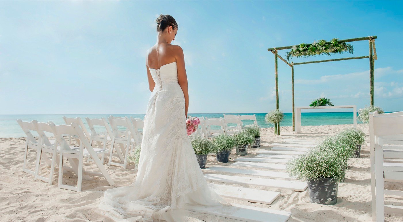 Sea view terrace altar at The Pyramid at Grand Oasis Hotel