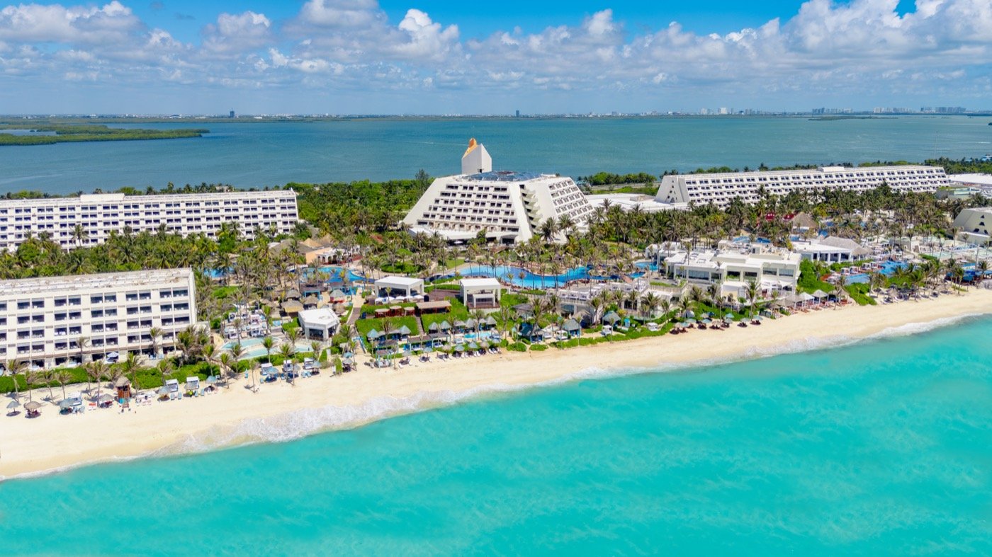 Panoramic View of Hotel The Pyramid at Grand Oasis