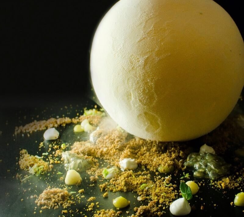 Imagine tasting your food in total darkness